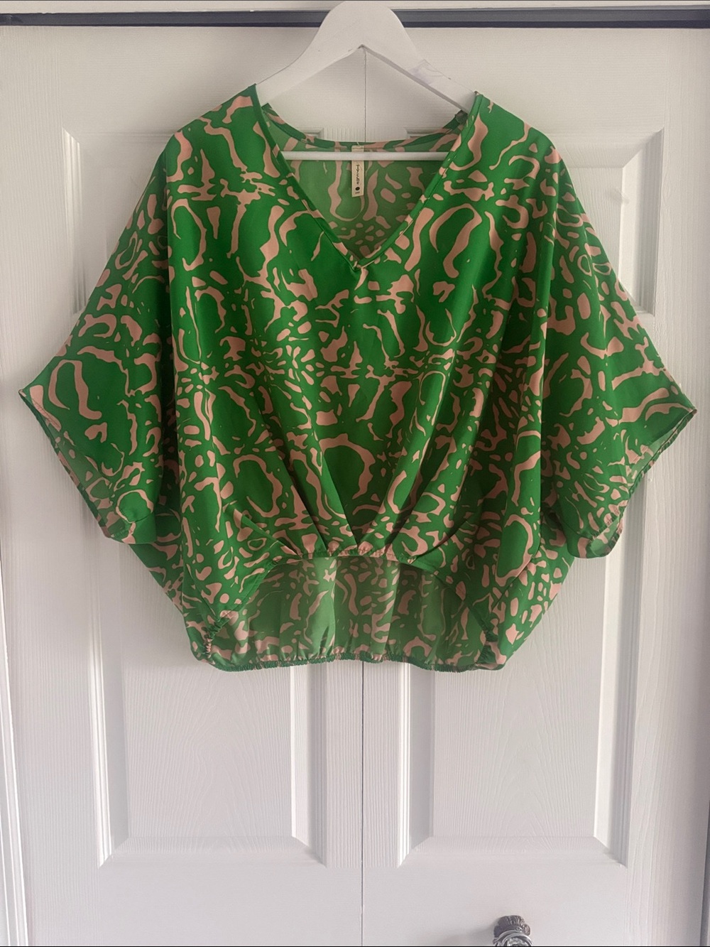 Tyche Green/Beige Print Faux Front Tuck Top - Size Medium